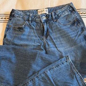 Girls Low-Rise, Baggy Abercrombie Kids Blue Jeans